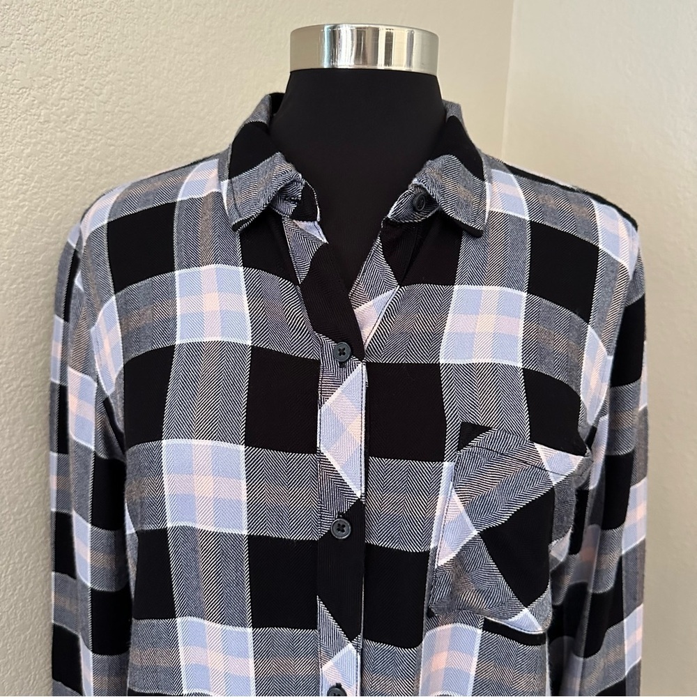 Rails Hunter In Onyx Perwinkle Blush Button Up Lo… - image 3